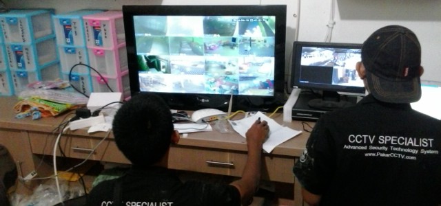 Pemasangan CCTV pada Gudang Baju Bayi dan Anak Majalaya Kab Bandung